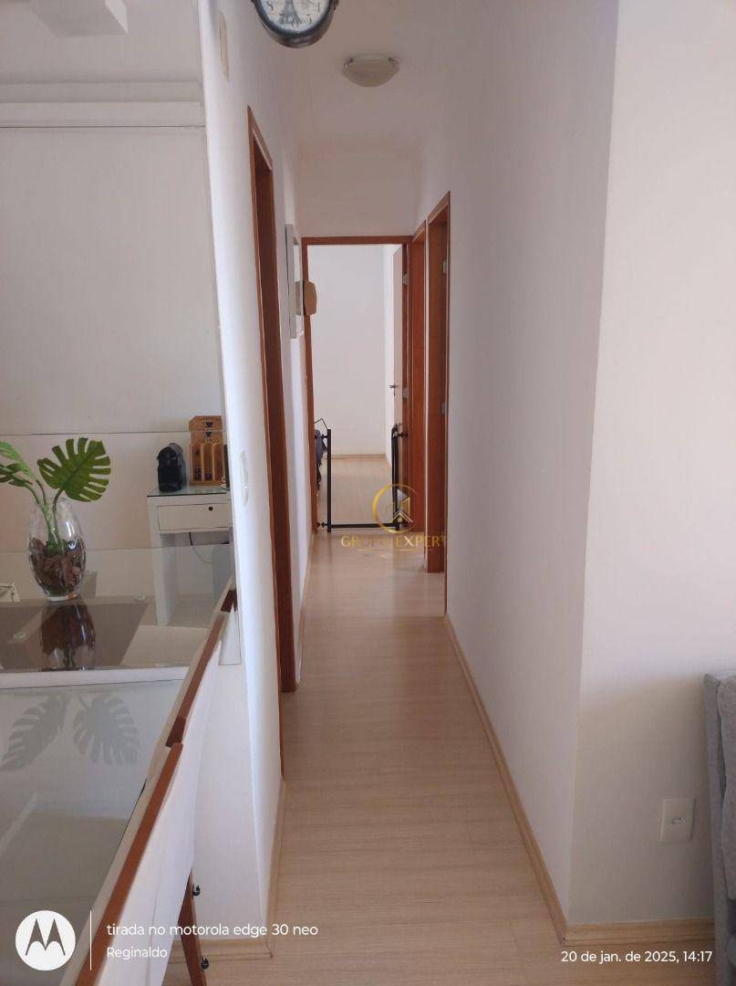 Apartamento à venda com 3 quartos, 60m² - Foto 2