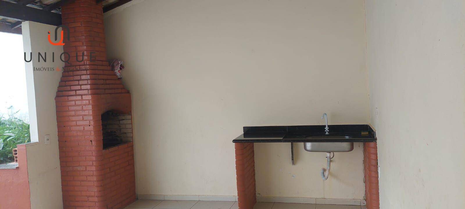 Apartamento para alugar com 2 quartos, 70m² - Foto 4
