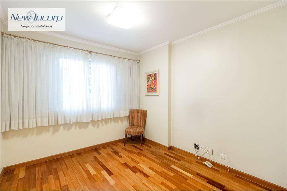 Apartamento à venda com 4 quartos, 187m² - Foto 15