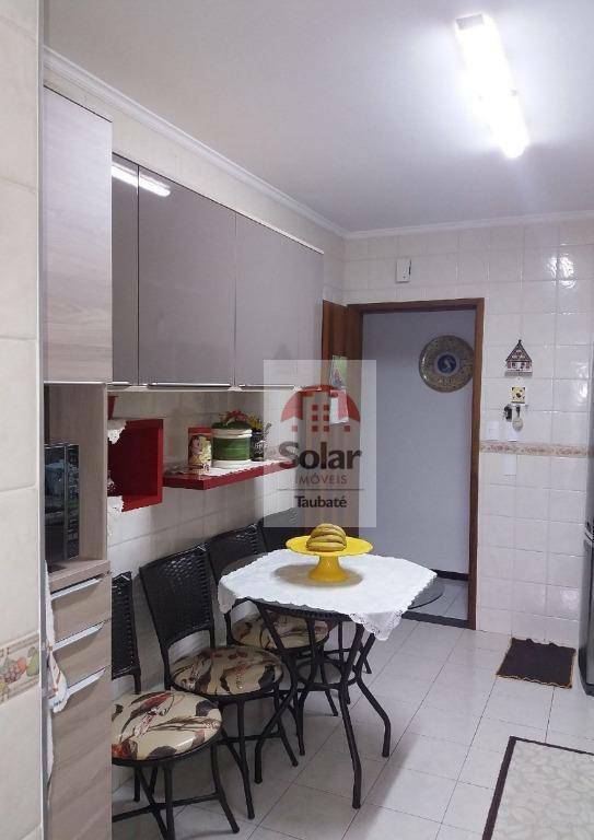 Apartamento à venda com 3 quartos, 108m² - Foto 11