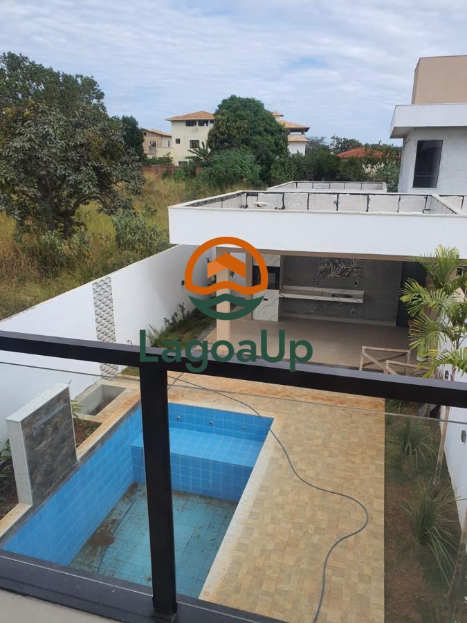 Casa à venda com 4 quartos, 134m² - Foto 4