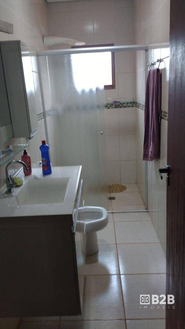 Chácara à venda com 3 quartos, 225m² - Foto 11