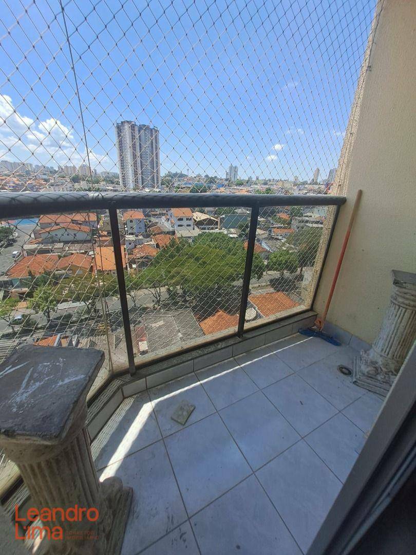 Apartamento para alugar com 3 quartos, 76m² - Foto 4