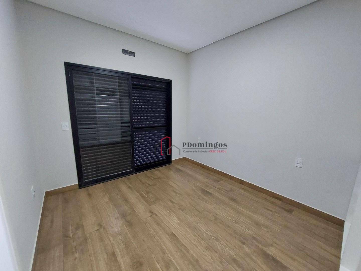 Sobrado à venda com 4 quartos, 256m² - Foto 34