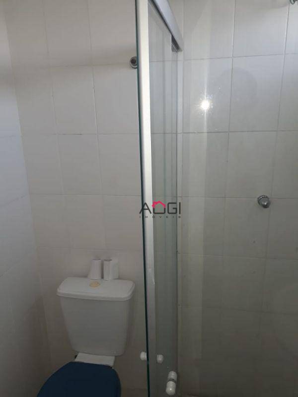 Apartamento à venda com 2 quartos, 54m² - Foto 2