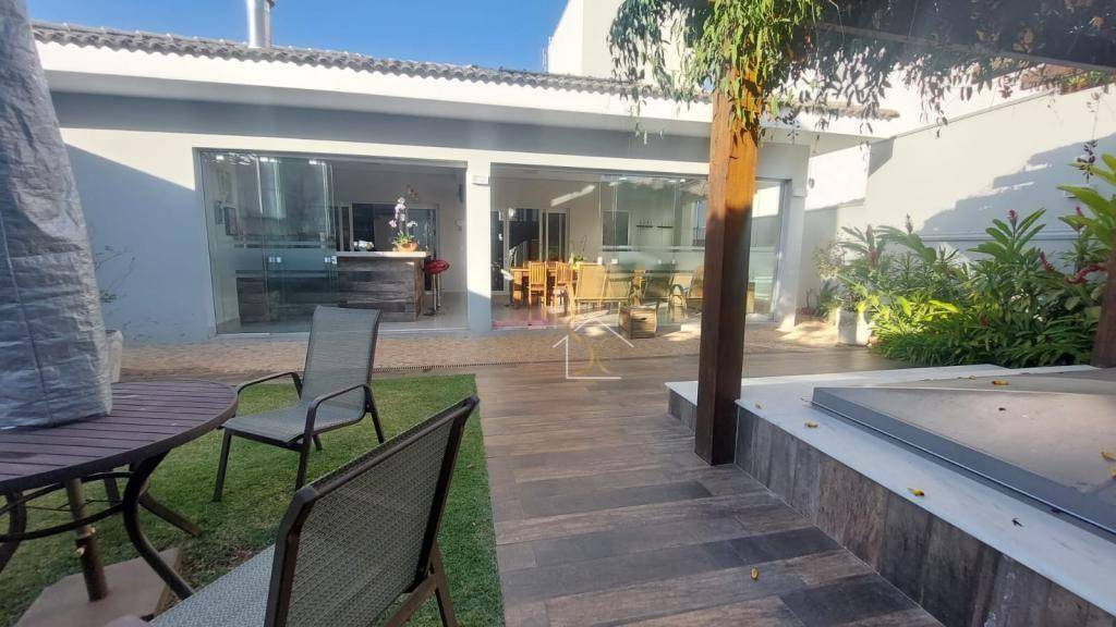 Casa de Condomínio à venda com 3 quartos, 278m² - Foto 8