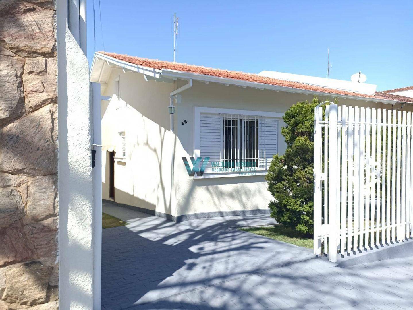 Casa à venda com 3 quartos, 277m² - Foto 3