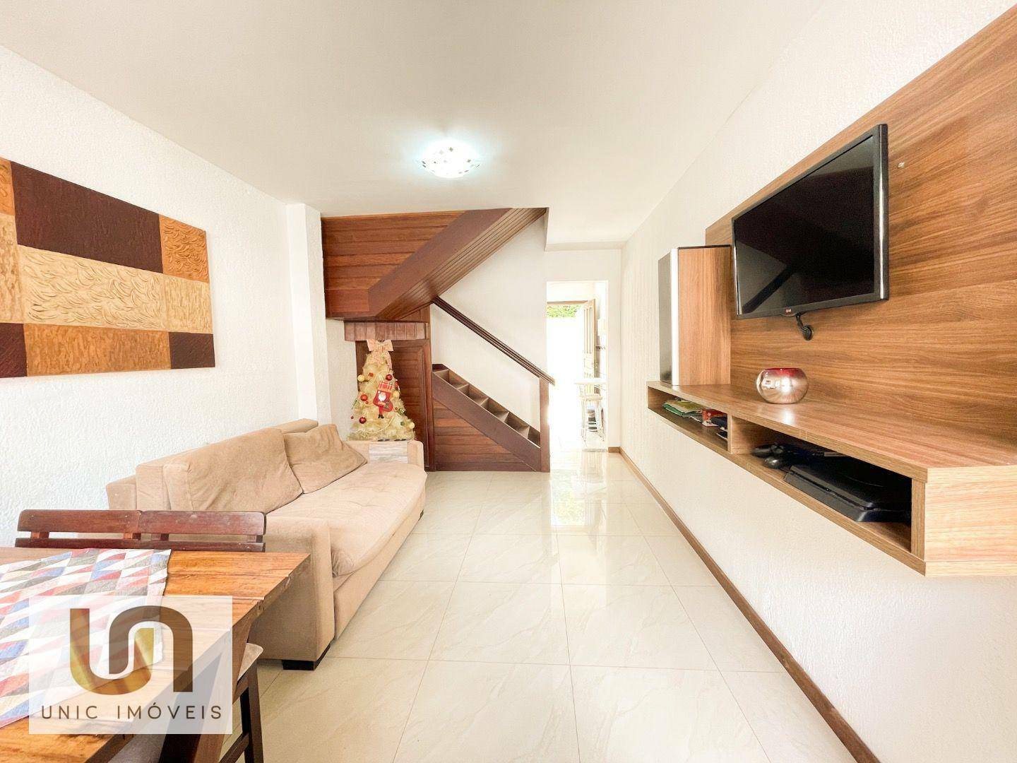 Casa de Condomínio à venda com 3 quartos, 79m² - Foto 1