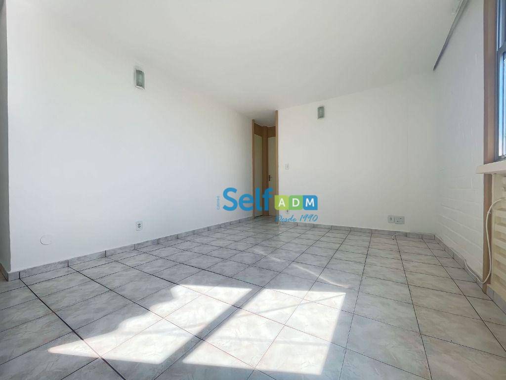 Apartamento para alugar com 2 quartos, 65m² - Foto 3