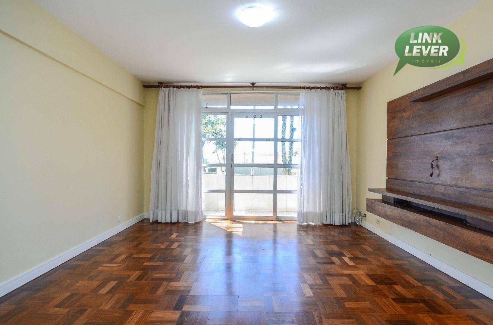 Apartamento para alugar com 3 quartos, 114m² - Foto 9