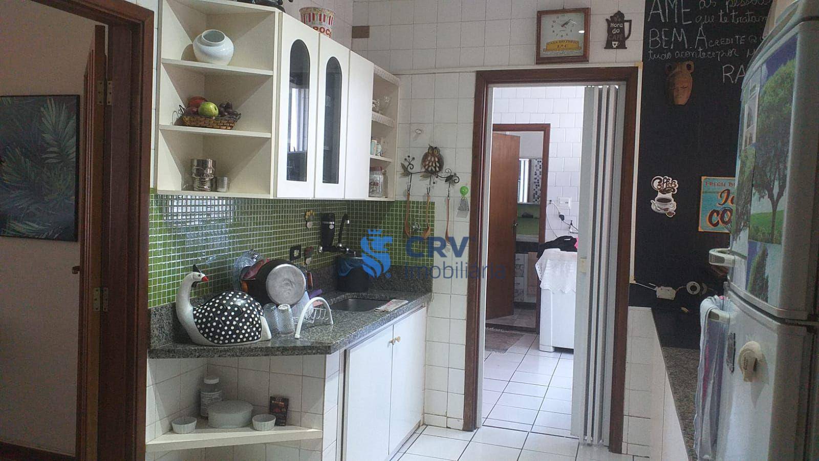 Apartamento à venda com 3 quartos, 164m² - Foto 13