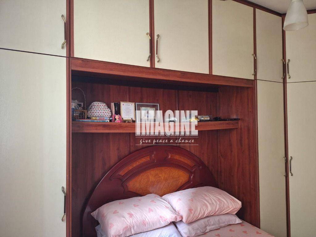 Apartamento à venda com 2 quartos, 60m² - Foto 16