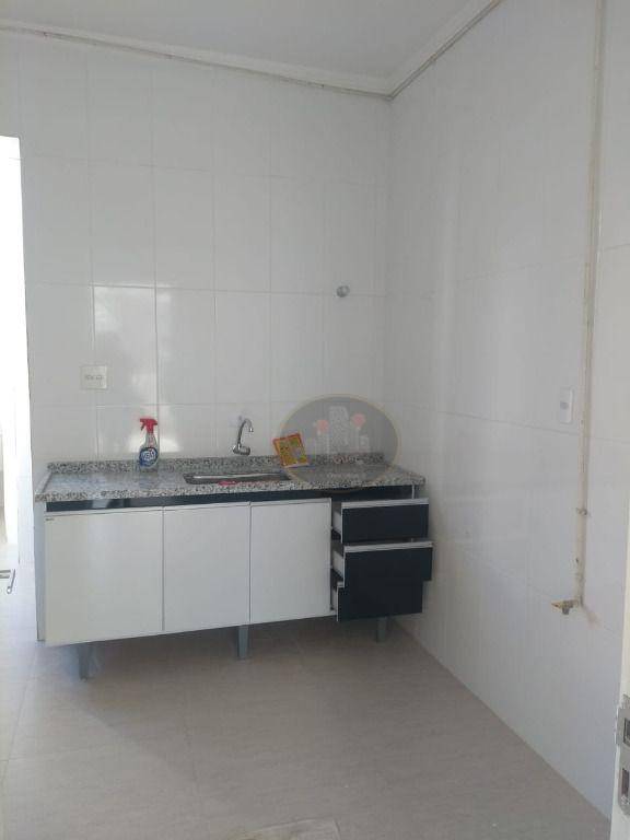 Apartamento à venda com 2 quartos, 70m² - Foto 13