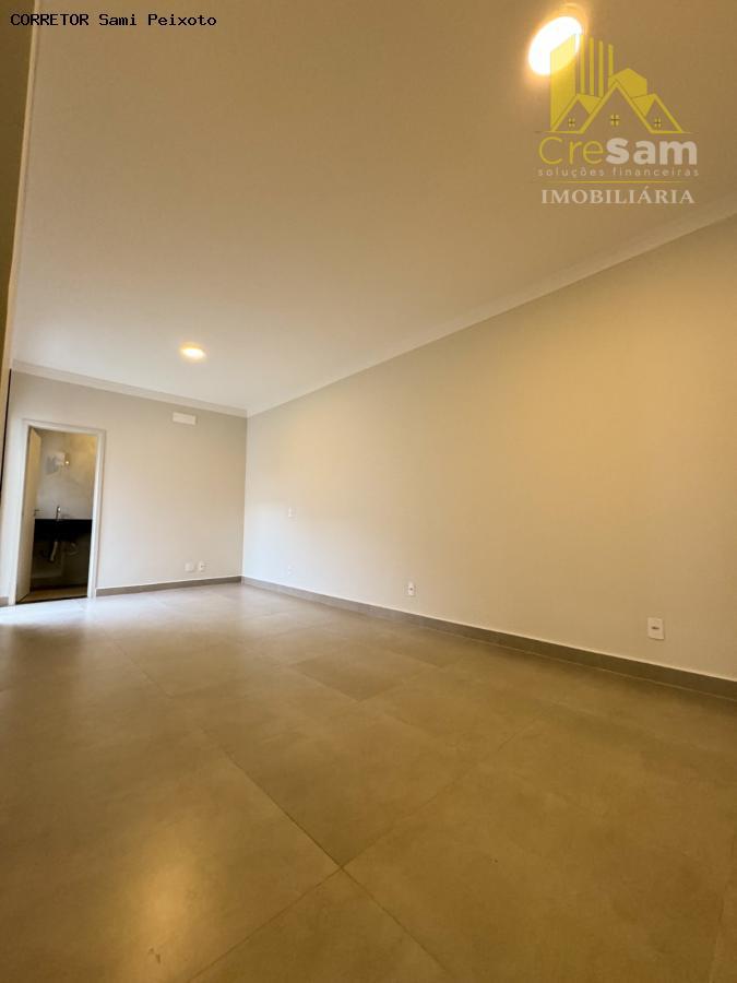 Casa à venda com 3 quartos, 250m² - Foto 10