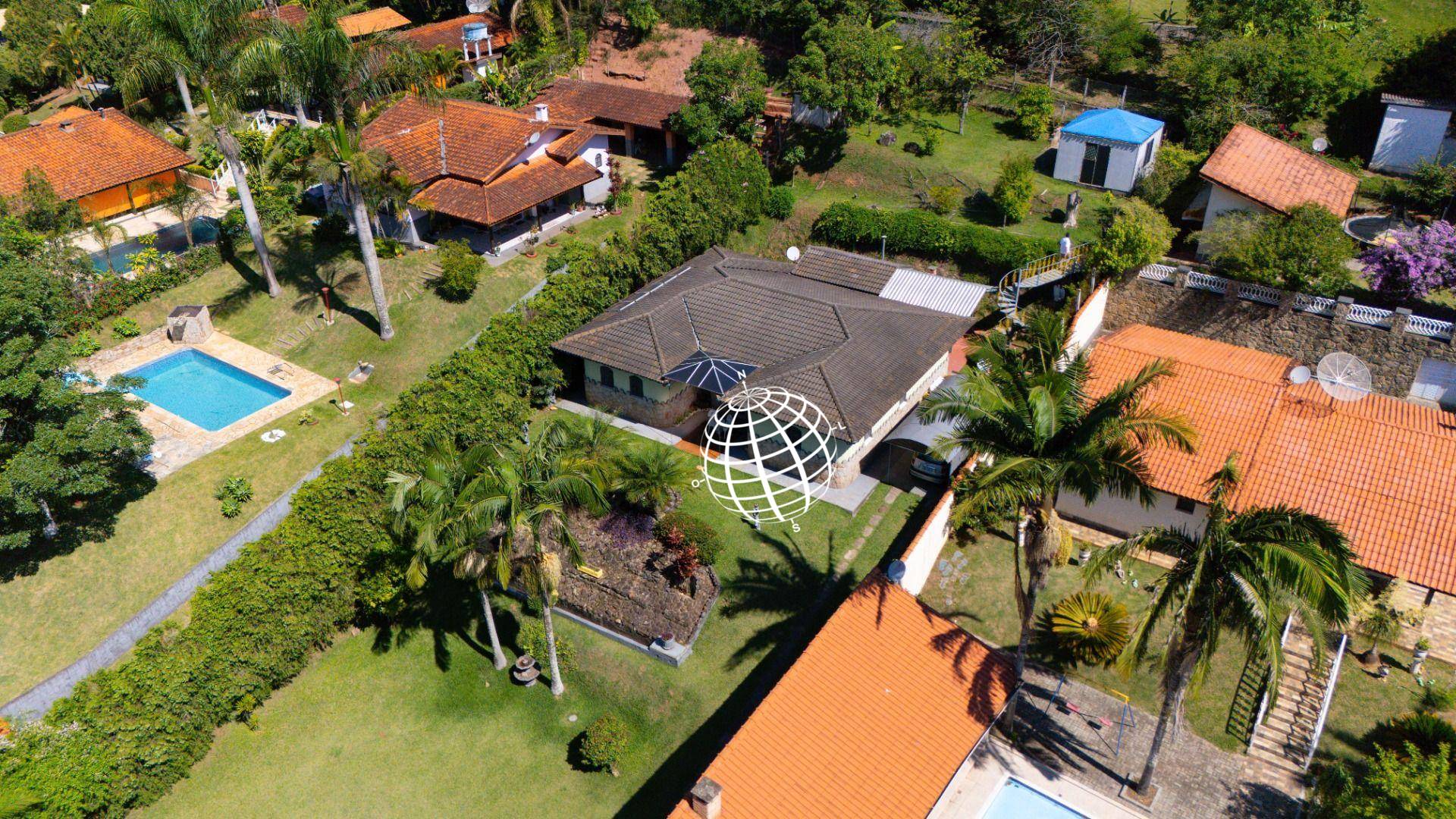 Chácara, 3 quartos, 1376 m² - Foto 1