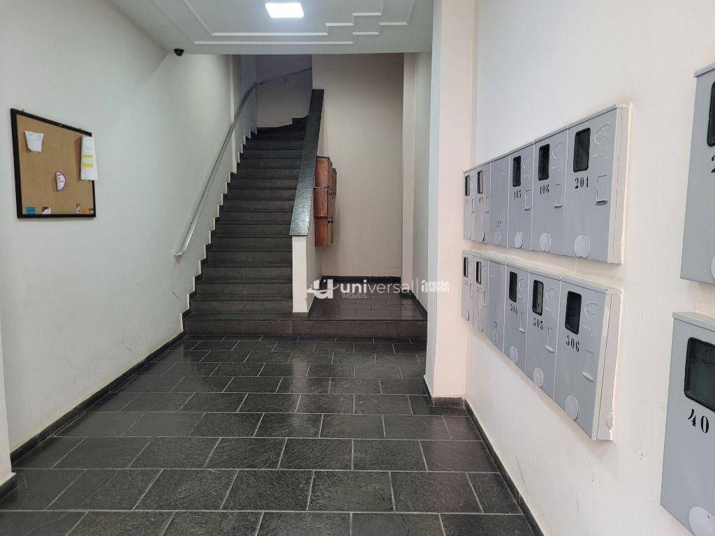 Apartamento à venda com 2 quartos, 81m² - Foto 3