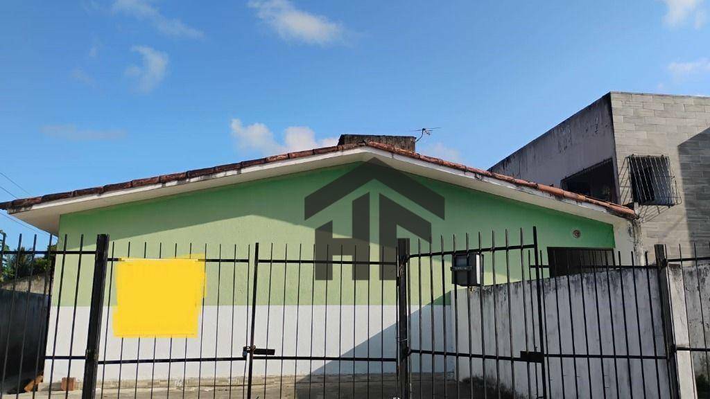 Casa de Condomínio à venda com 3 quartos, 54m² - Foto 1