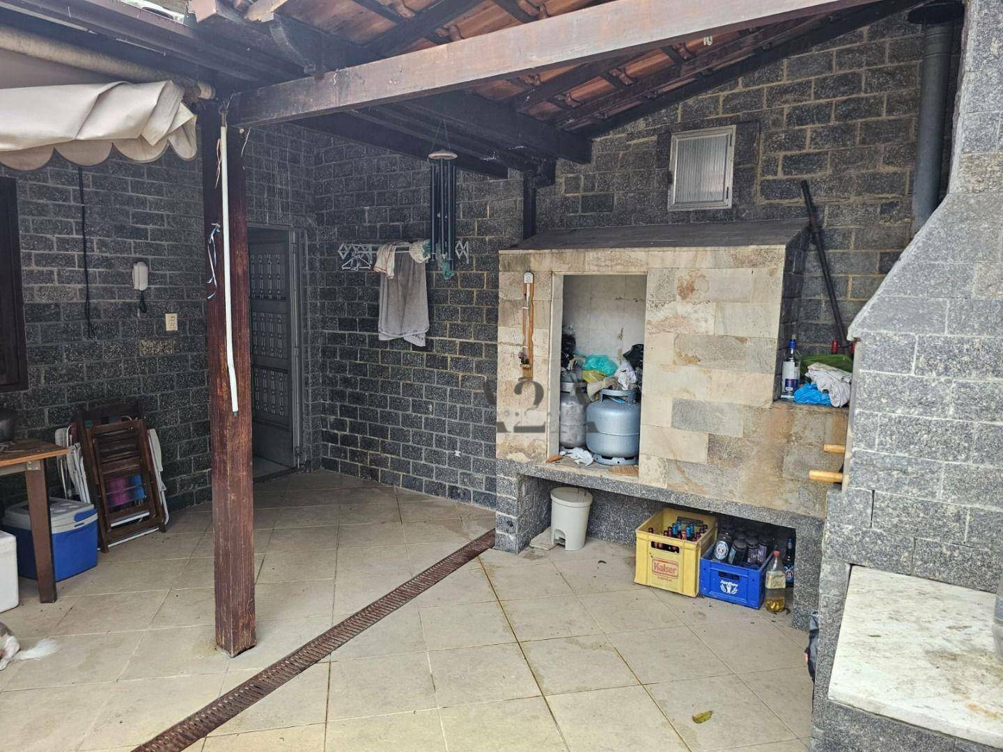 Casa à venda com 4 quartos, 280m² - Foto 14