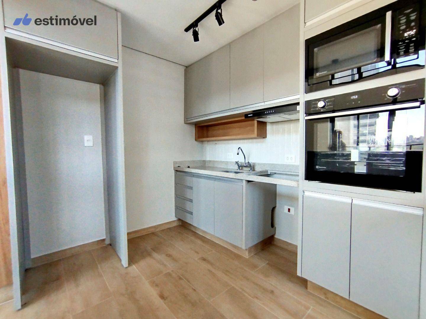 Apartamento para alugar com 2 quartos, 104m² - Foto 20