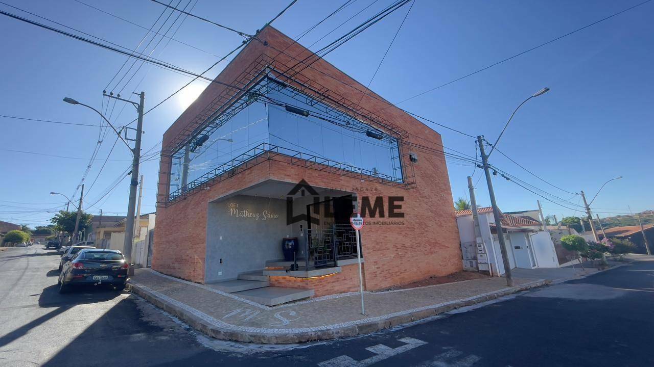 Prédio Inteiro à venda, 232m² - Foto 1