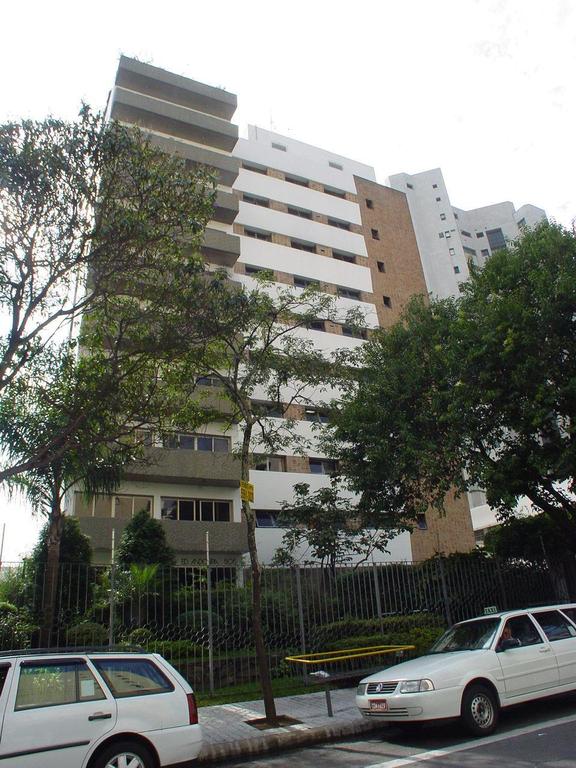 Apartamento à venda com 4 quartos, 260m² - Foto 1