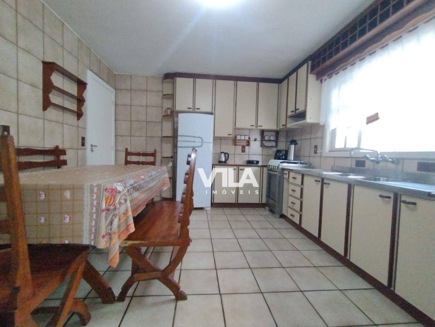 Casa à venda e aluguel com 5 quartos, 246m² - Foto 13