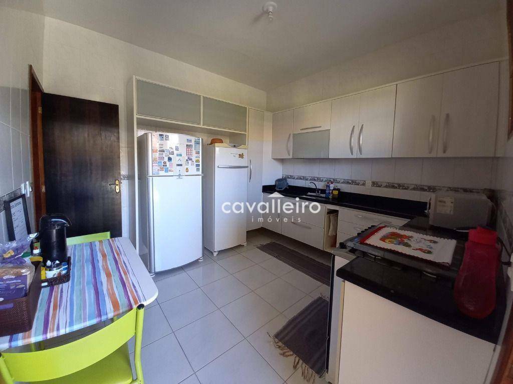 Casa à venda com 3 quartos, 200m² - Foto 18