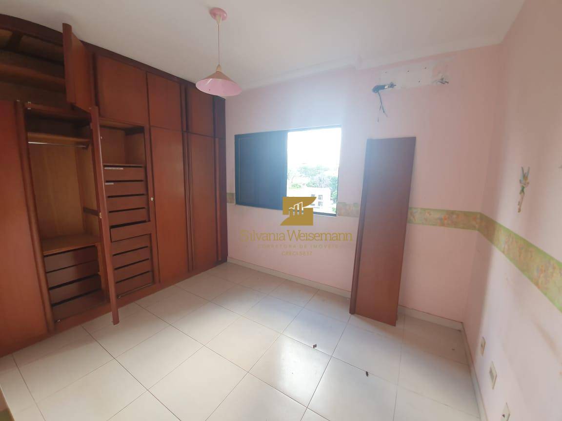 Apartamento à venda com 3 quartos, 161m² - Foto 6