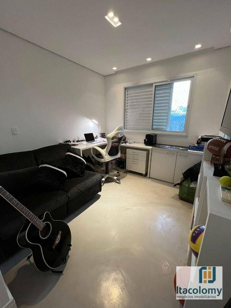 Apartamento à venda com 3 quartos, 191m² - Foto 14