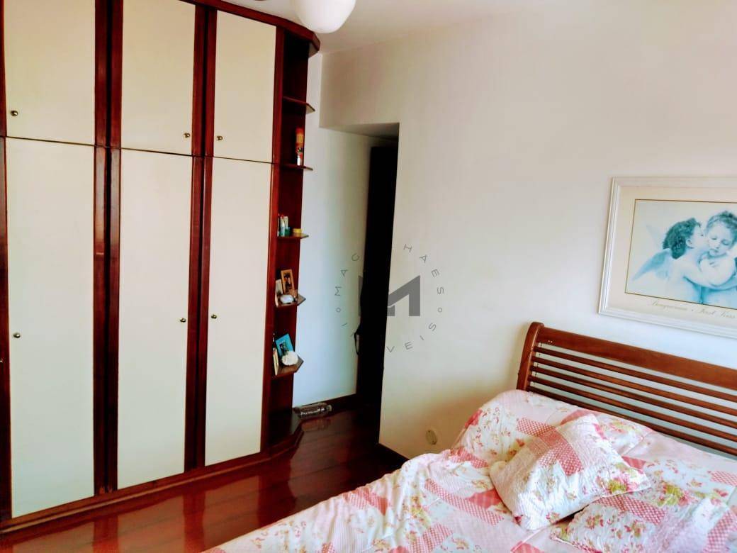 Apartamento à venda com 3 quartos, 120m² - Foto 11