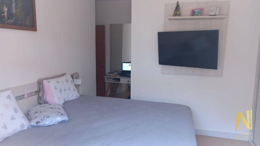 Casa à venda com 3 quartos, 98m² - Foto 12