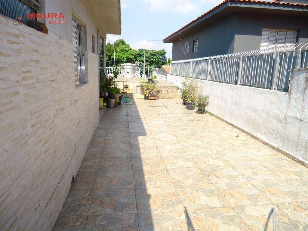 Casa para alugar com 2 quartos, 60m² - Foto 21