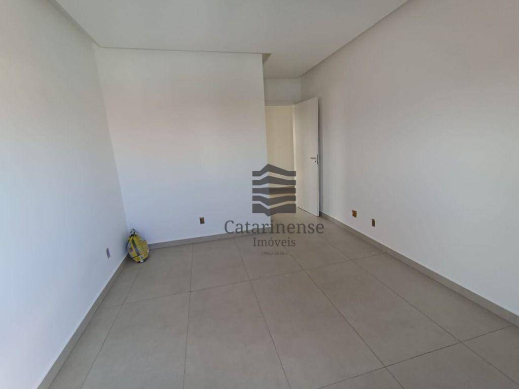 Sobrado à venda com 2 quartos, 81m² - Foto 18