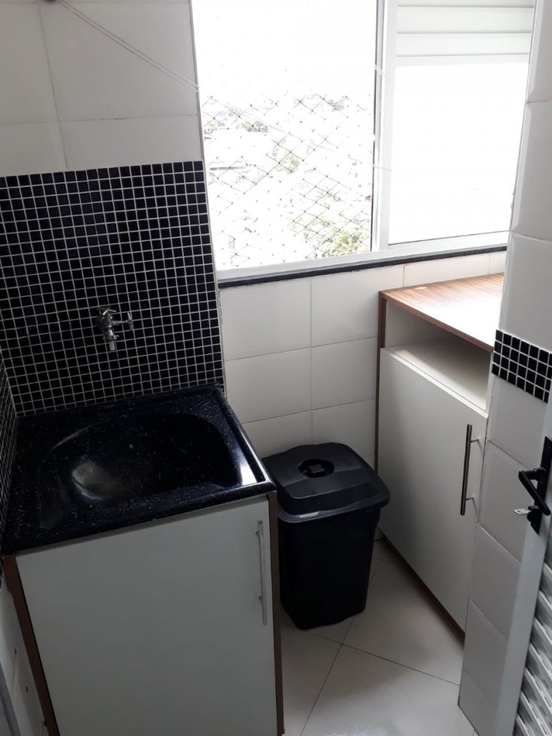 Apartamento à venda com 3 quartos, 64m² - Foto 6