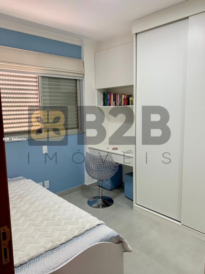 Apartamento à venda com 2 quartos, 75m² - Foto 8