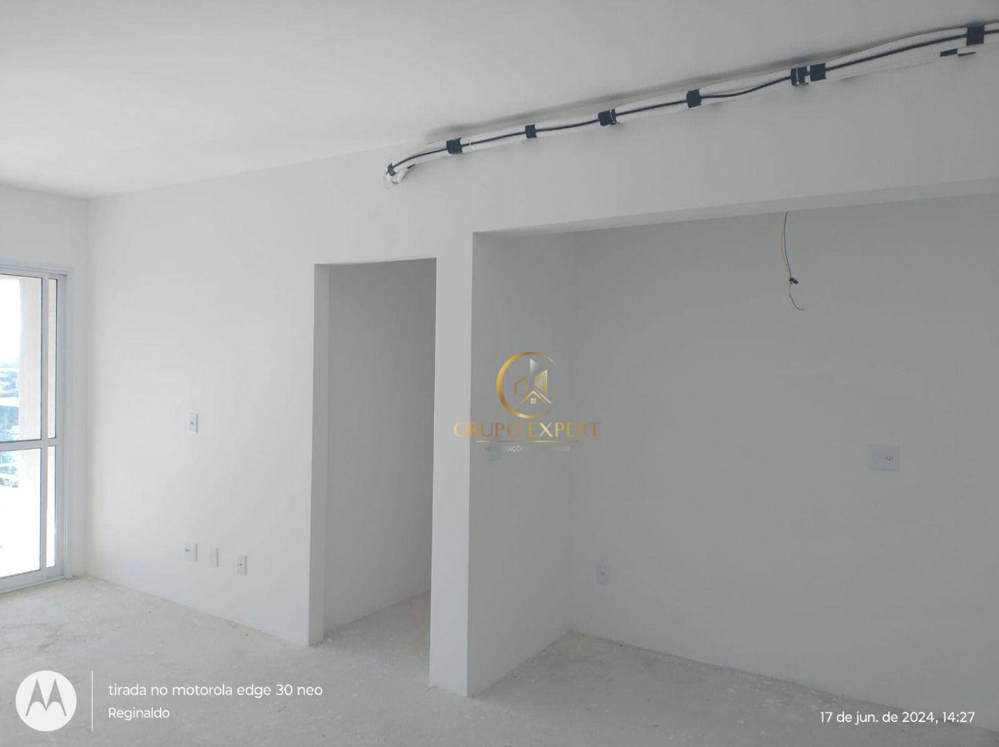 Apartamento à venda com 3 quartos, 101m² - Foto 6