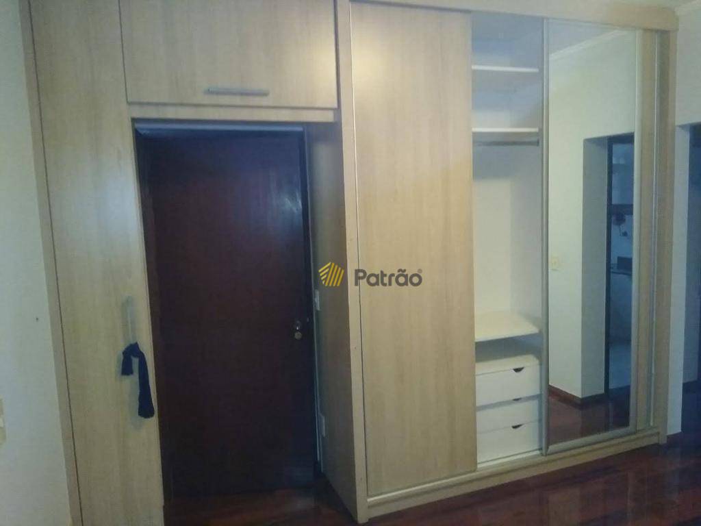 Sobrado à venda com 3 quartos, 200m² - Foto 14