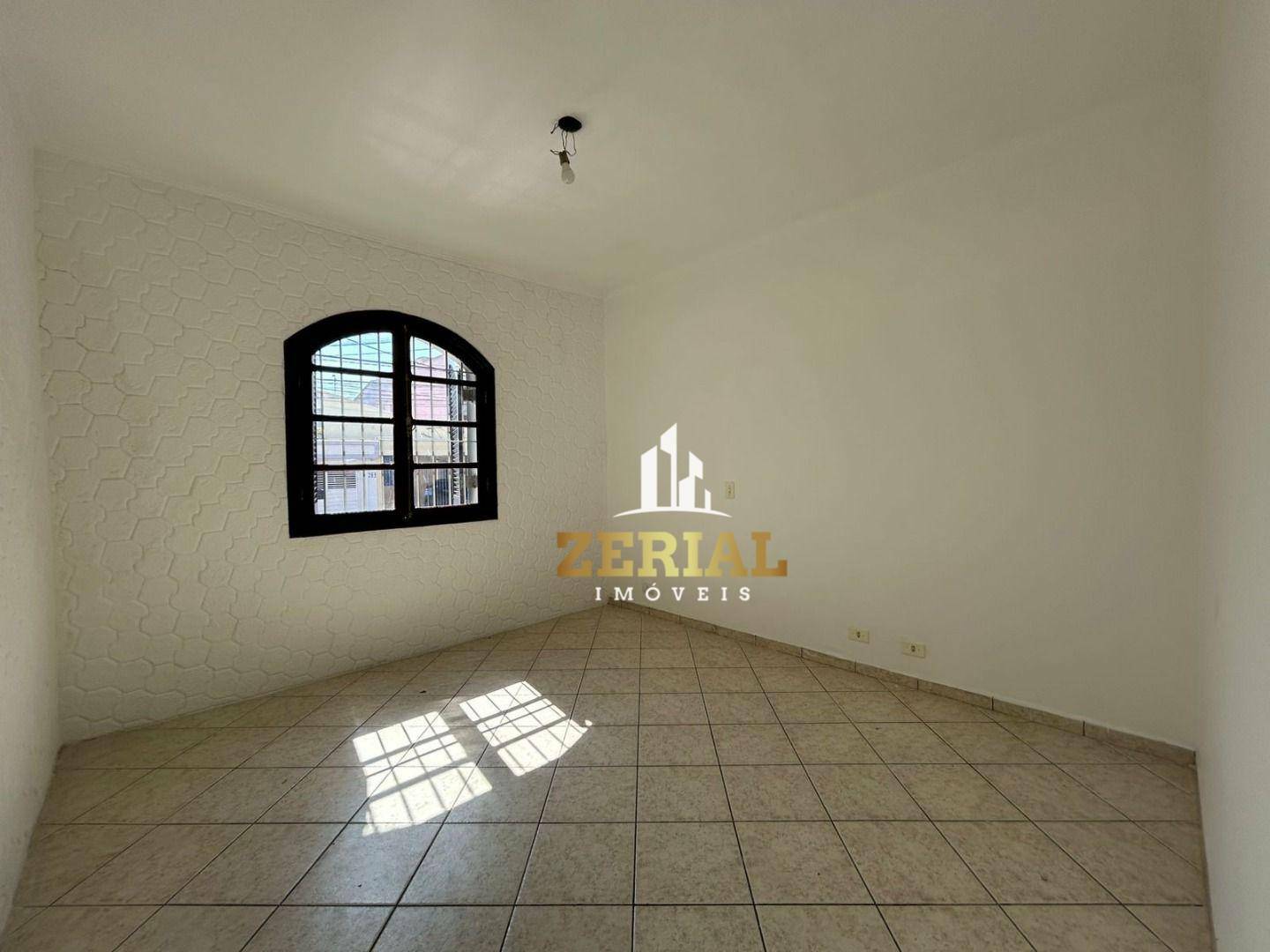 Casa para alugar com 2 quartos, 150m² - Foto 3