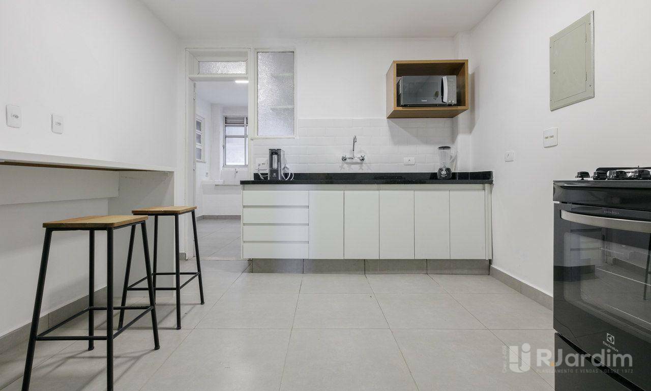 Apartamento para alugar com 3 quartos, 200m² - Foto 3