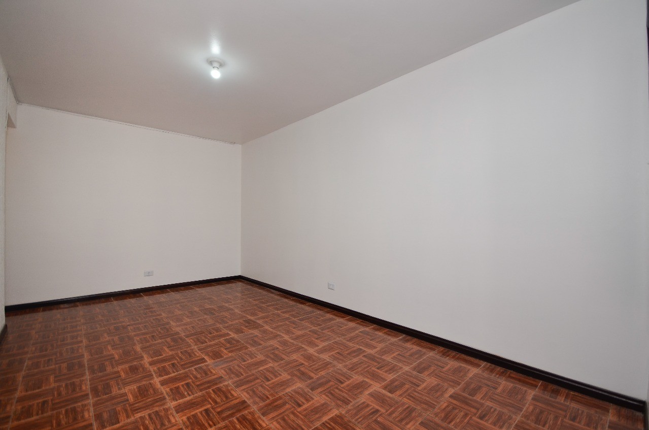 Casa à venda com 3 quartos, 80m² - Foto 23