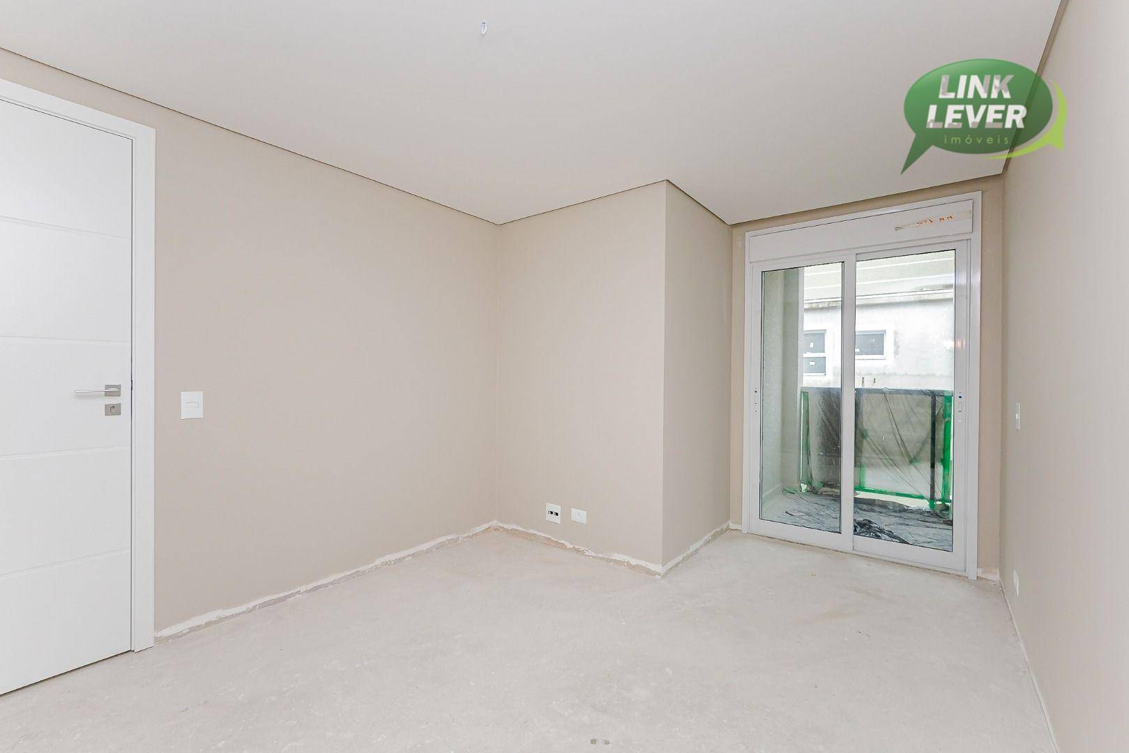 Sobrado à venda com 4 quartos, 258m² - Foto 13