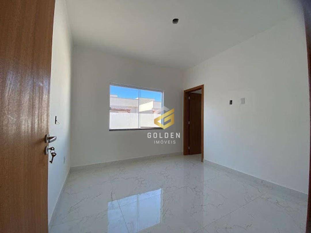 Casa à venda com 2 quartos, 80m² - Foto 5