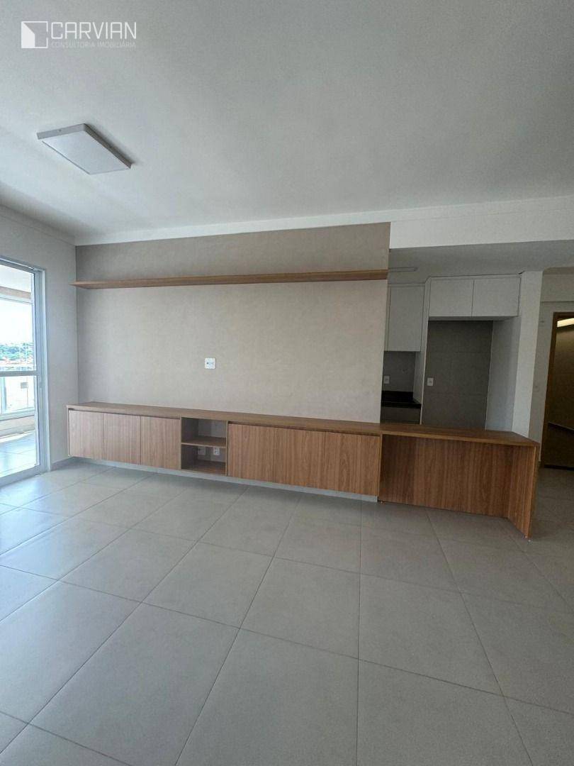 Apartamento para alugar com 3 quartos, 90m² - Foto 8