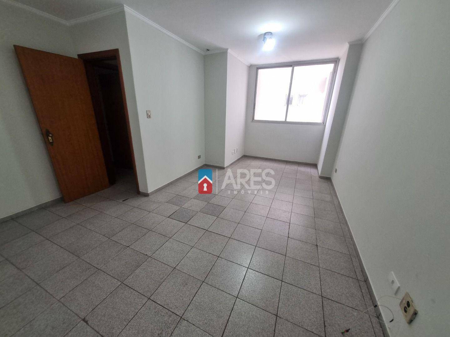 Apartamento à venda com 2 quartos, 66m² - Foto 3