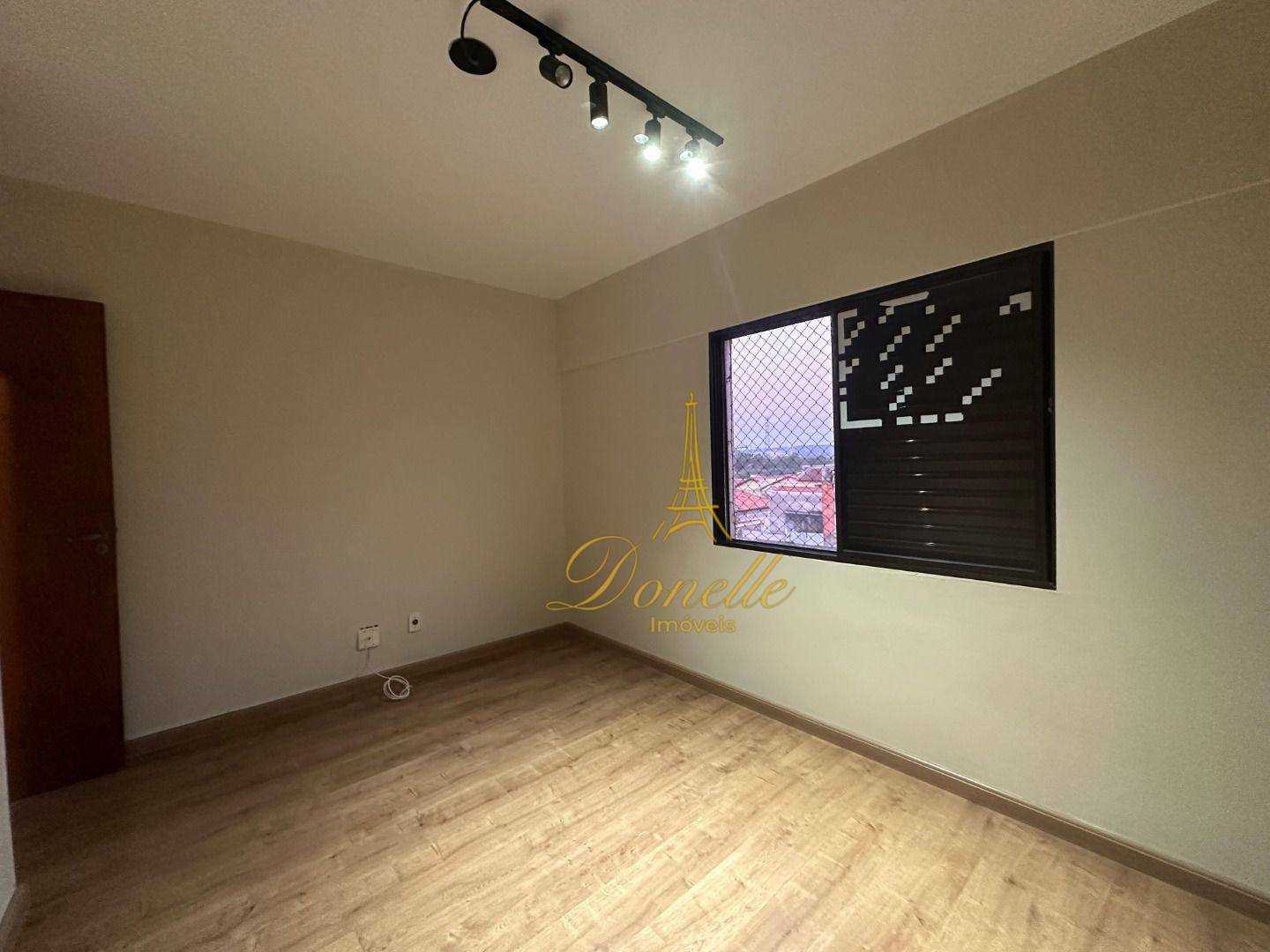 Apartamento à venda com 3 quartos, 92m² - Foto 5