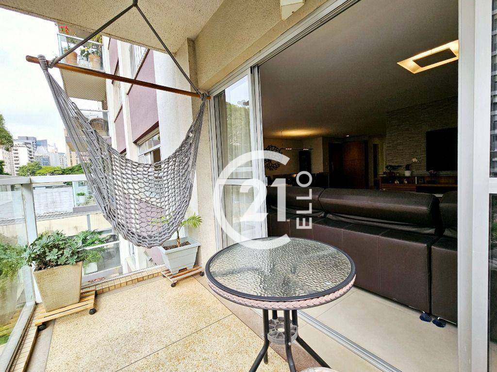 Apartamento à venda com 3 quartos, 140m² - Foto 11