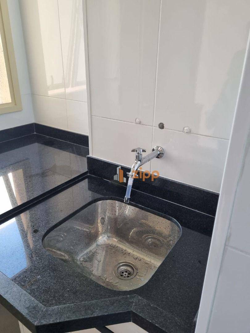 Apartamento para alugar com 2 quartos, 74m² - Foto 24