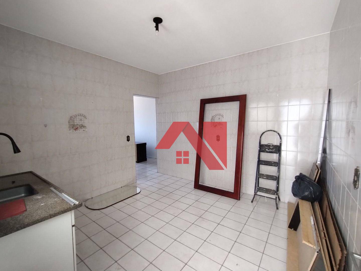 Apartamento para alugar com 3 quartos, 80m² - Foto 11