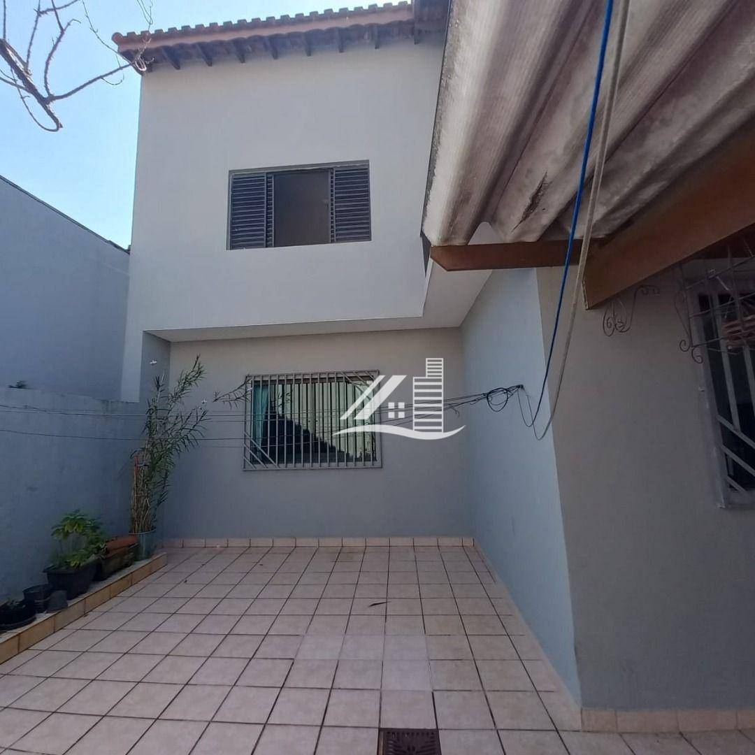 Sobrado à venda com 3 quartos, 177m² - Foto 2