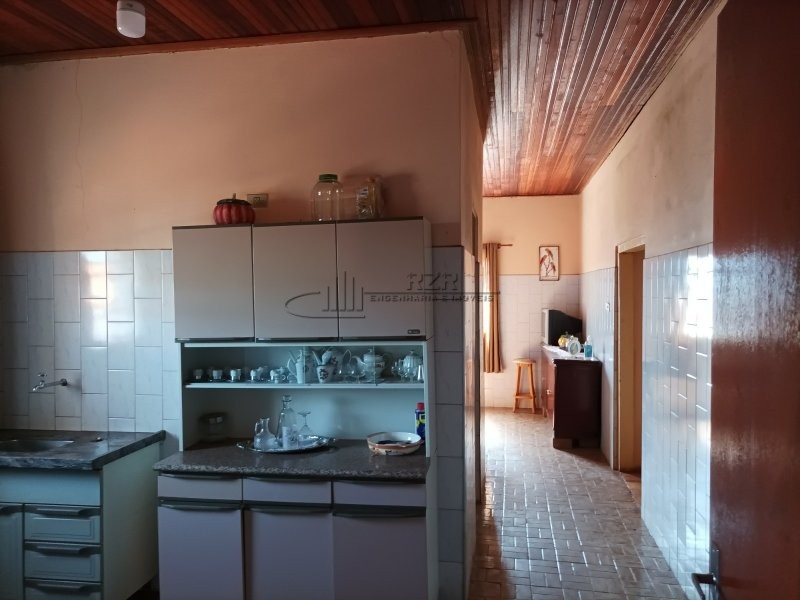 Casa à venda com 3 quartos, 1m² - Foto 13